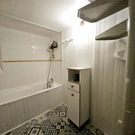 Appartement Tour Eiffel Jardin Privatif *