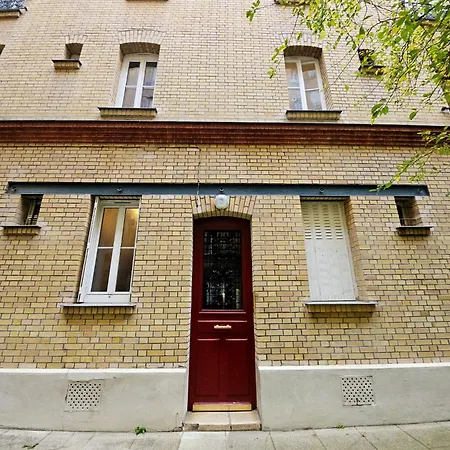 Tour Eiffel Jardin Privatif