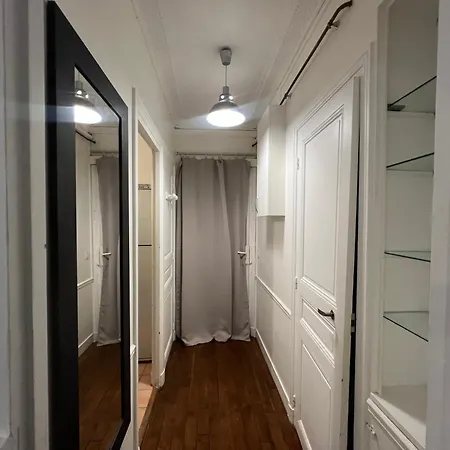 Tour Eiffel Jardin Privatif *