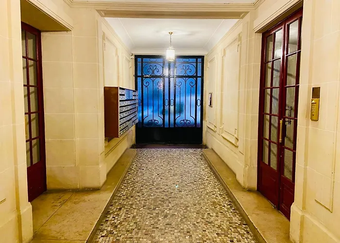 Tour Eiffel Jardin Privatif Апартаменты Париж